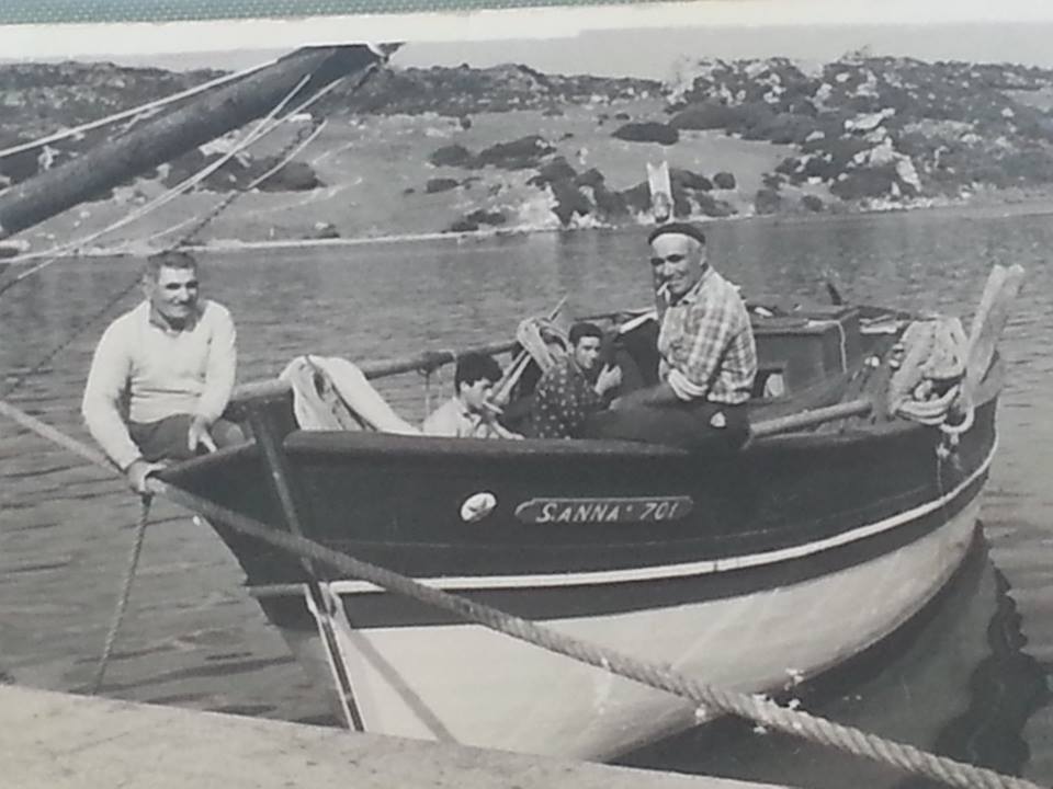 Constantine Sacco in Santa Teresa in the 60s (left on the bow)